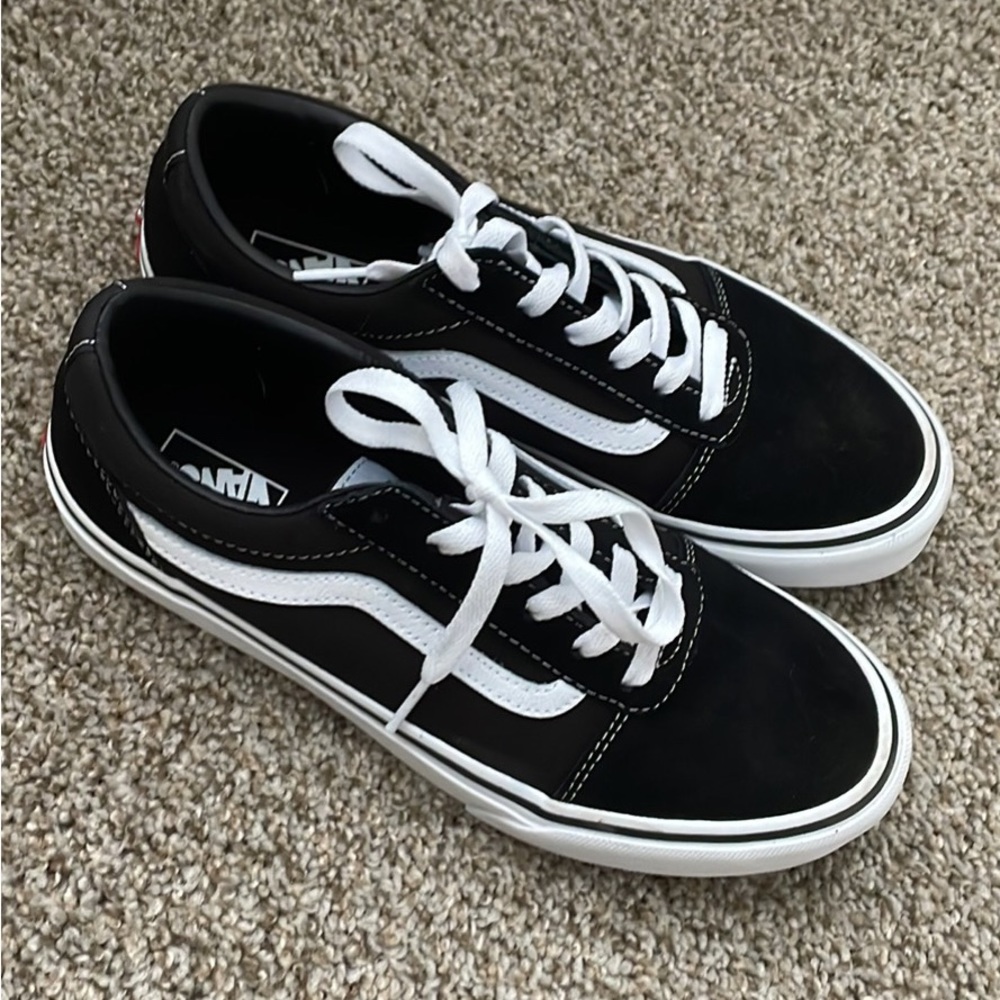 VANS Sneakers